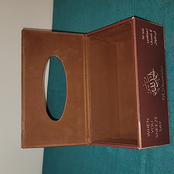 Vegan leather tissue box. - Picture 10 of 11